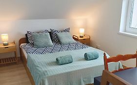 Pokoje i apartamenty Mak